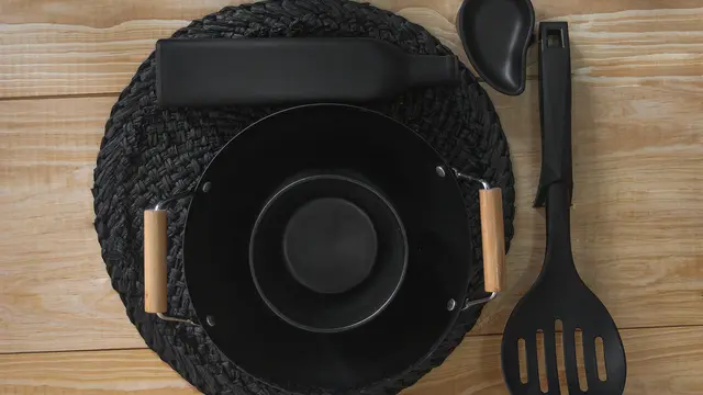 6 Rekomendasi Peralatan Dapur Multifungsi Biar Masak Makin Praktis dan Hemat Waktu