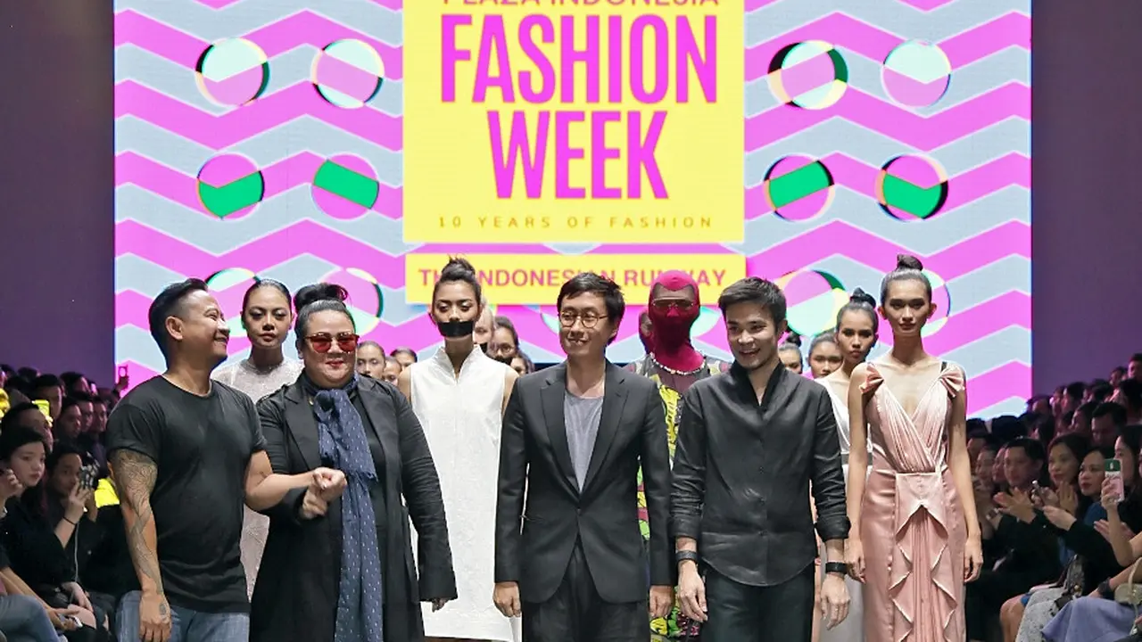 Parade Penutupan Plaza Indonesia Fashion Week 2017