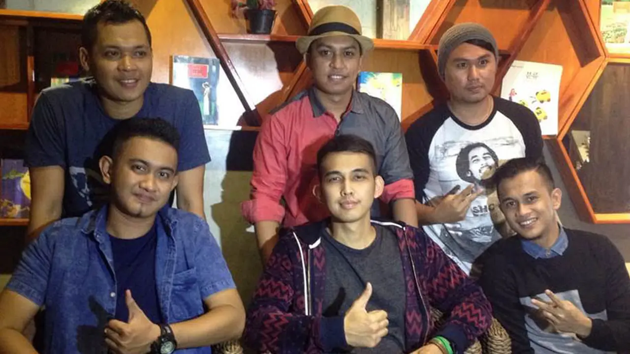 Prasasti, Band Baru Besutan Naga Lyla