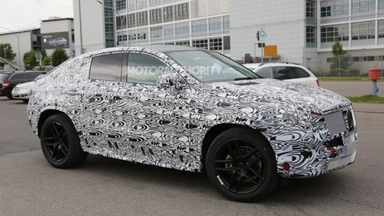 Inilah Penampakan Pesaing BMW X6 Dari Mercedes Benz