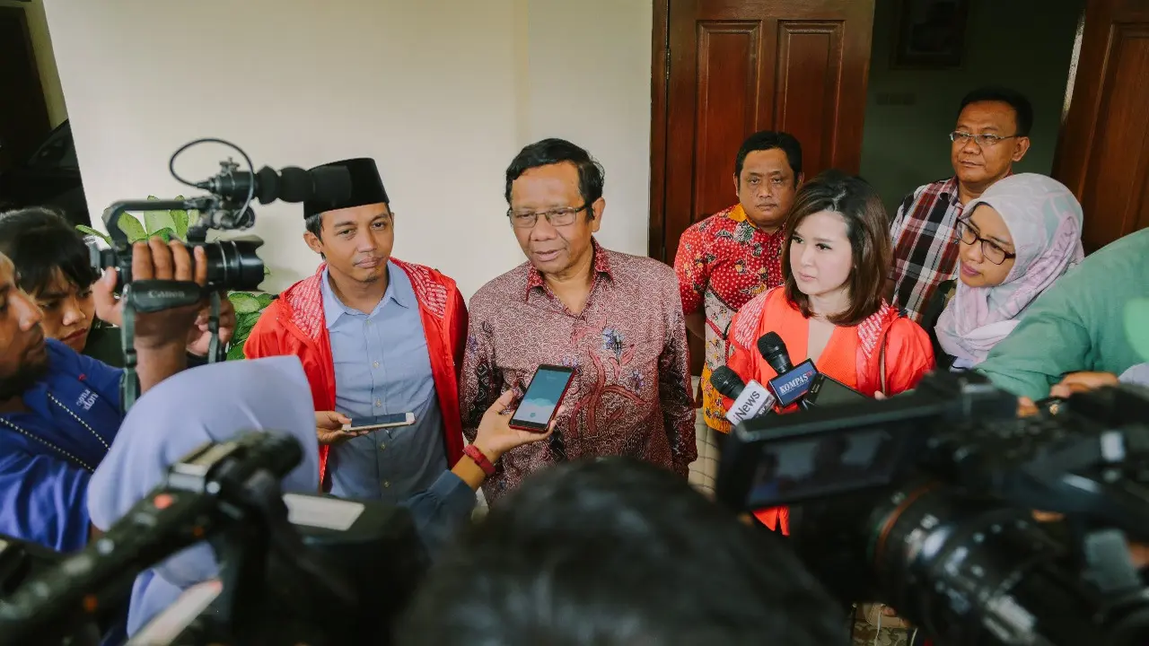Pengurus DPP PSI bertemu mantan Ketua Mahkamah Konstitusi Mahfud MD (Istimewa)
