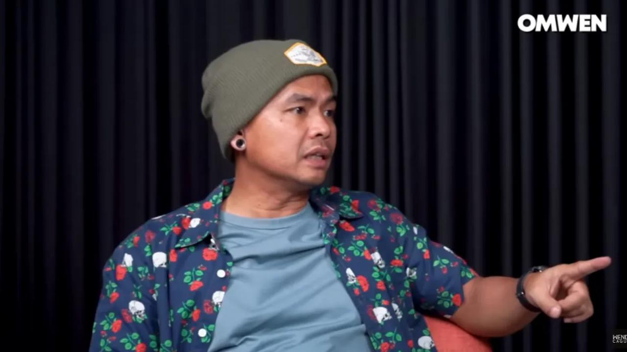 Wendy kembali melontarkan pertanyaan kepada Ayu Ting Ting.