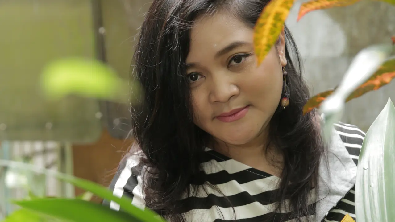 Nelza Yesaya Sukses Berkat Kokedama