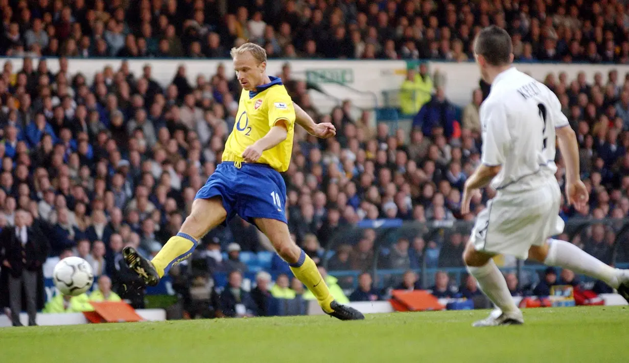 Denis Bergkamp - Penyerang legendaris asal Belanda ini merupakan salah satu andalan Arsene Wenger di Arsenal. Selama memperkuat The Gunners Bergkamp telah mengoleksi 98 gol dan 92 assist.