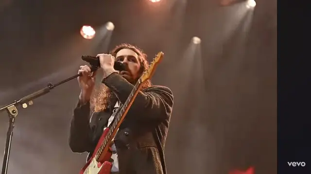 Hozier dalam MV Too Sweet. (Tangkapan layar YouTube/ hozier)
