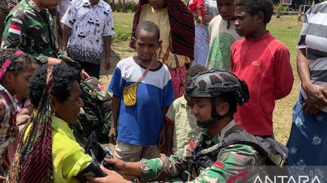 Satgas Yonif 511/DY Sukseskan Program Cek Kesehatan Gratis di Lanny Jaya