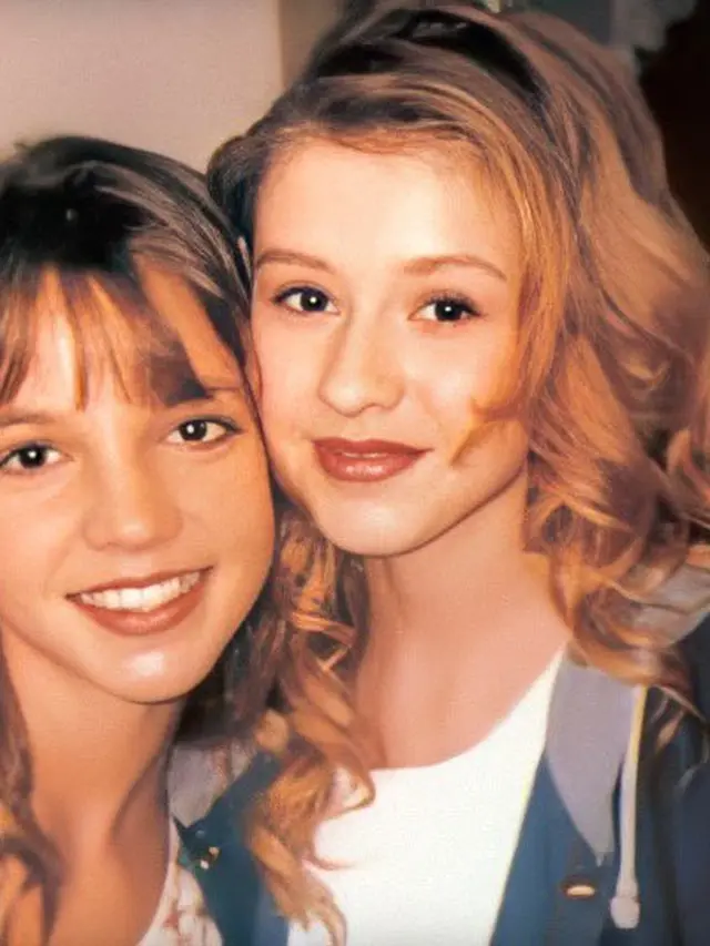 Christina Aguilera dan Britney Spears. (Foto: Twitter terverifikasi @xtina)