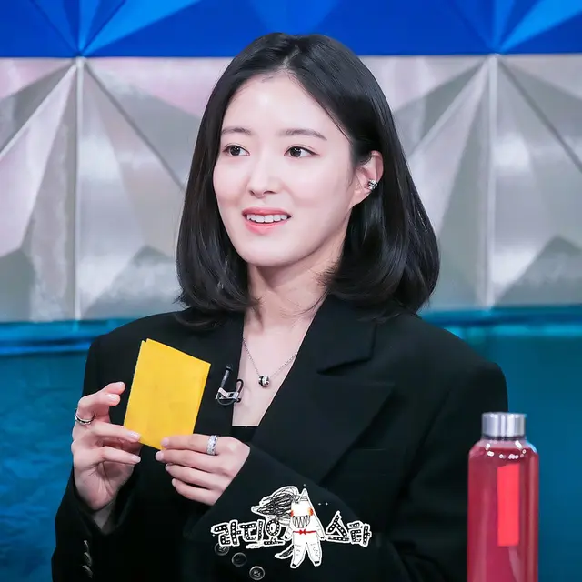 Lee Se Young dalam acara Radio Star. (Instagram/ withmbc)