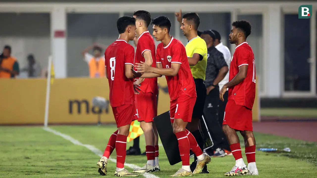 Foto: Laga Perdana Malik Risaldi Bersama Timnas Indonesia saat Laga Uji Coba Melawan Tanzania