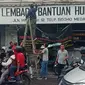 Kantor LBH Medan dilempar bom Molotov pada Sabtu, 19 Oktober 2019, sekitar pukul 02.30 WIB. Tim Inafis Polrestabes Medan yang tiba di Kantor LBH Medan sekitar pukul 13.30 WIB melakukan penyelidikan di lokasi kejadian.