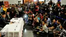 Suasana konferensi pers penentuan awal bulan Ramadan 1436 H di Kementerian Agama, Jakarta, Rabu (16/6/2015). Pemerintah melalui sidang tersebut memutuskan tanggal 1 Ramadan 1436 H jatuh pada hari Kamis, 18 Juni 2015. (Liputan6.com/Andrian M Tunay)