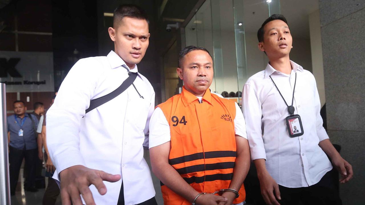 KPK Geledah Kantor Gubernur Riau Terkait Kasus Korupsi Jalan, ini Barang-Barang yang Disita