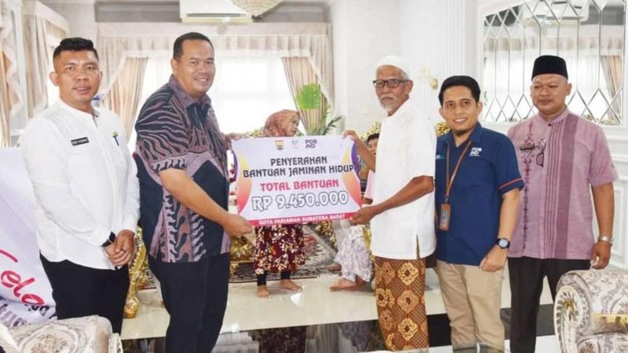 Kemensos Salurkan Bantuan Rp83,7 Juta untuk Korban Banjir Pariaman