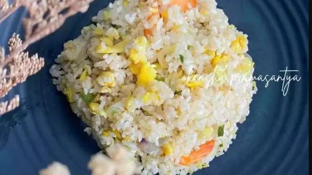 Nasi Goreng Putih Simpel