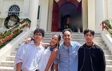 Jarang Tampil Dilayar Kaca, Pongki Unggah Foto Bersama Keluarga saat Merayakan Natal 'Bersyukur Masih Diberi Nafas & Kesehatan