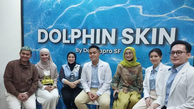 Desy Ratnasari bantah kabar dirinya yang dikira oplas agar terlihat awet muda, dia pun mengatakan semua bisa tercipta karena rajin perawatan