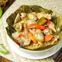 Ilustrasi garang asam ayam/copyright shutterstock/Hanifah Kurniati