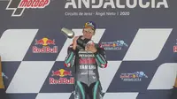 Fabio Quartararo saat finis pertama pada balapan MotoGP Andalusia. (AP Photo/David Clares)