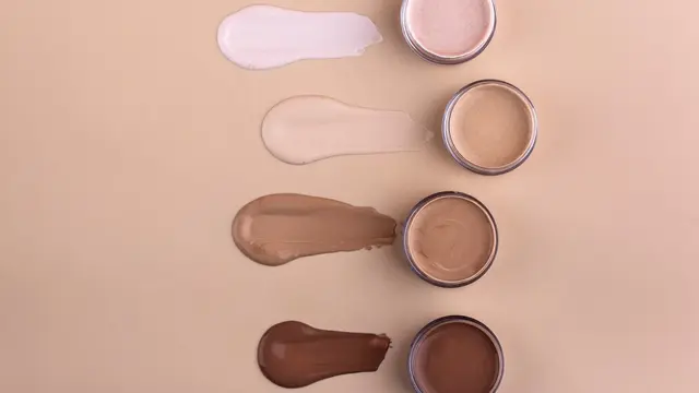 5 Kesalahan yang Bikin Makeup Flashback Saat di Foto - 4