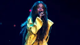 Camila Cabello tampil pada festival musik Rock in Rio di Rio de Janeiro, Brasil, 10 September 2022. Penampilan Camila Cabello memiliki strukturnya sendiri, tarian yang disinkronkan dengan pergantian banyak kostum. (AP Photo/Bruna Prado)