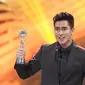 Verrell Bramasta kalahkan 4 cowok ganteng lainnya di SCTV Awards 2017 (Foto: Herman Zakharia)