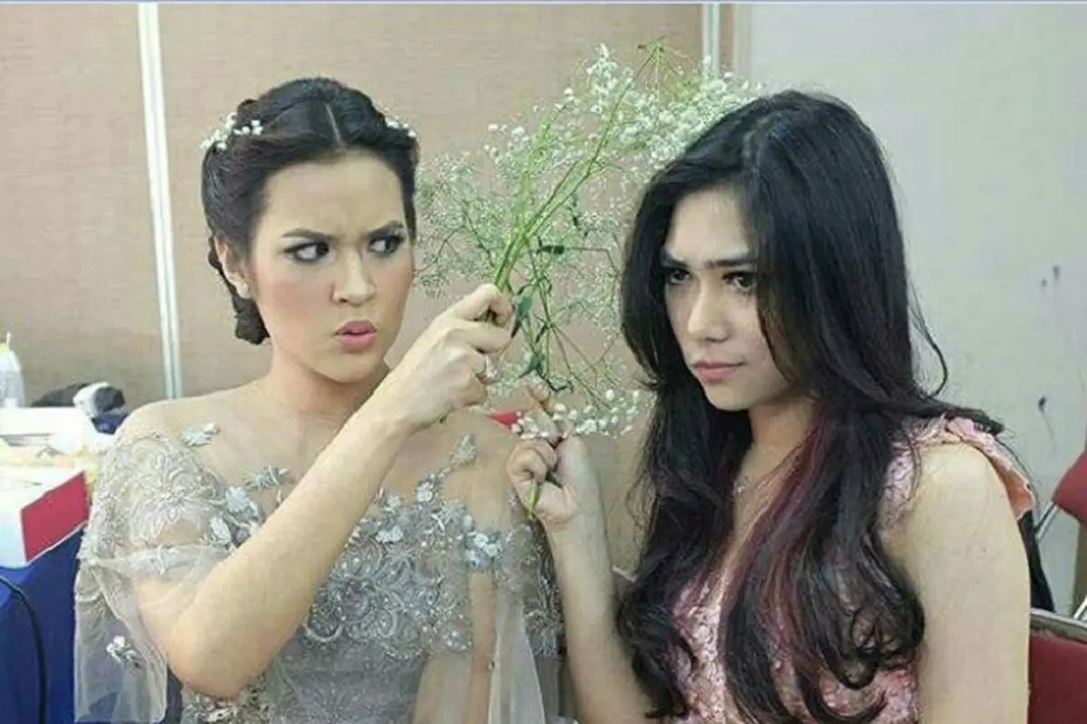 [Bintang] Raisa dan Isyana