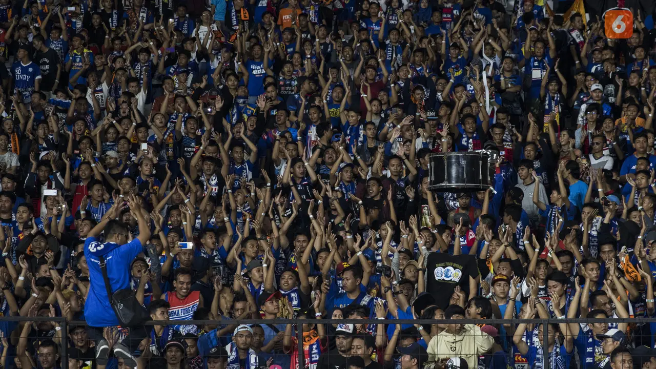 Dukungan Aremania saat Away