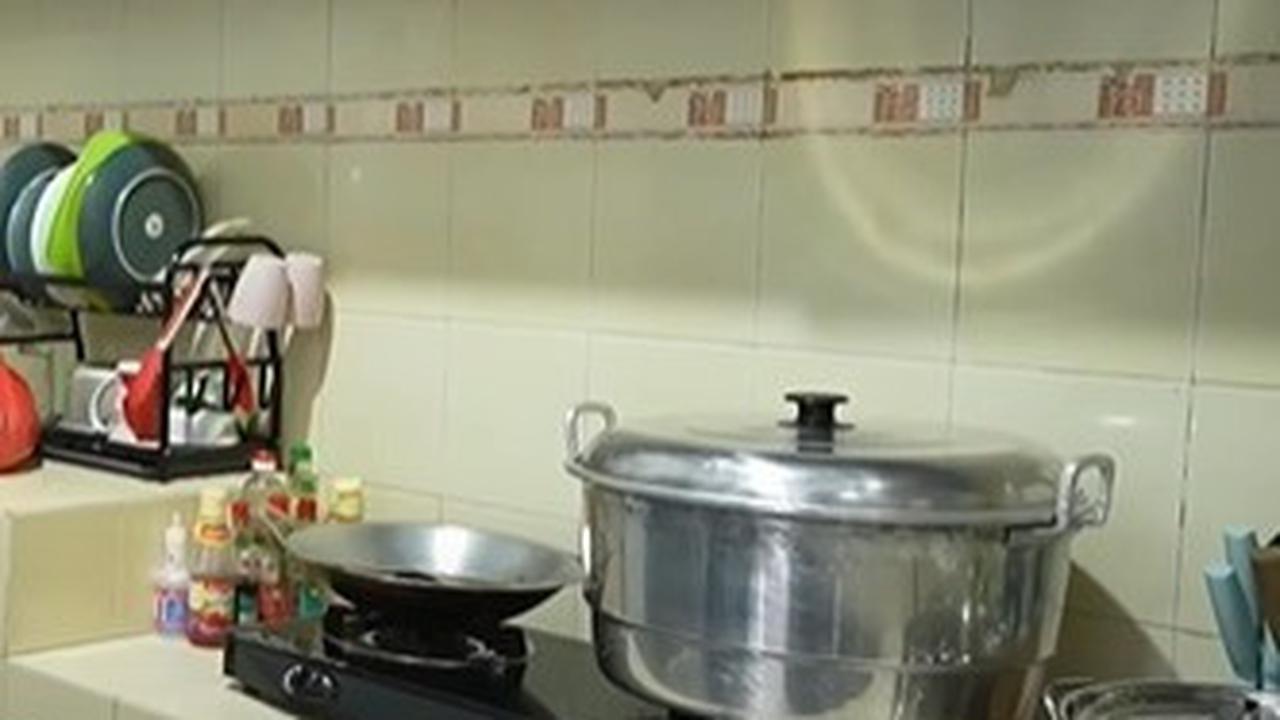 Potret Dapur Sederhana Rumah Jirayut di Indonesia, Masih Pakai Panci dan Kompor Sejuta Umat