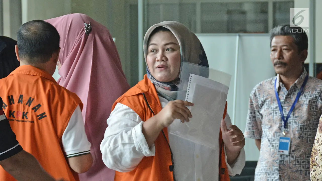 KPK Periksa Perdana Bupati Bekasi Nonaktif Pasca Penahanan