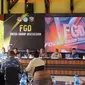 Forum Grup Diskusi membahas persoalan batu hitam Bone Bolango (Bonebol) di Rumah dinas Bupati Hamim Pou (Arfandi/Ibrahim)