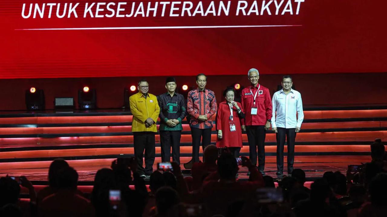 Caranya sangat beragam. Ganjar menjelaskan, cara pertama adalah menggenjot riset dan teknologi di bidang pertanian dan perikanan.<br>
