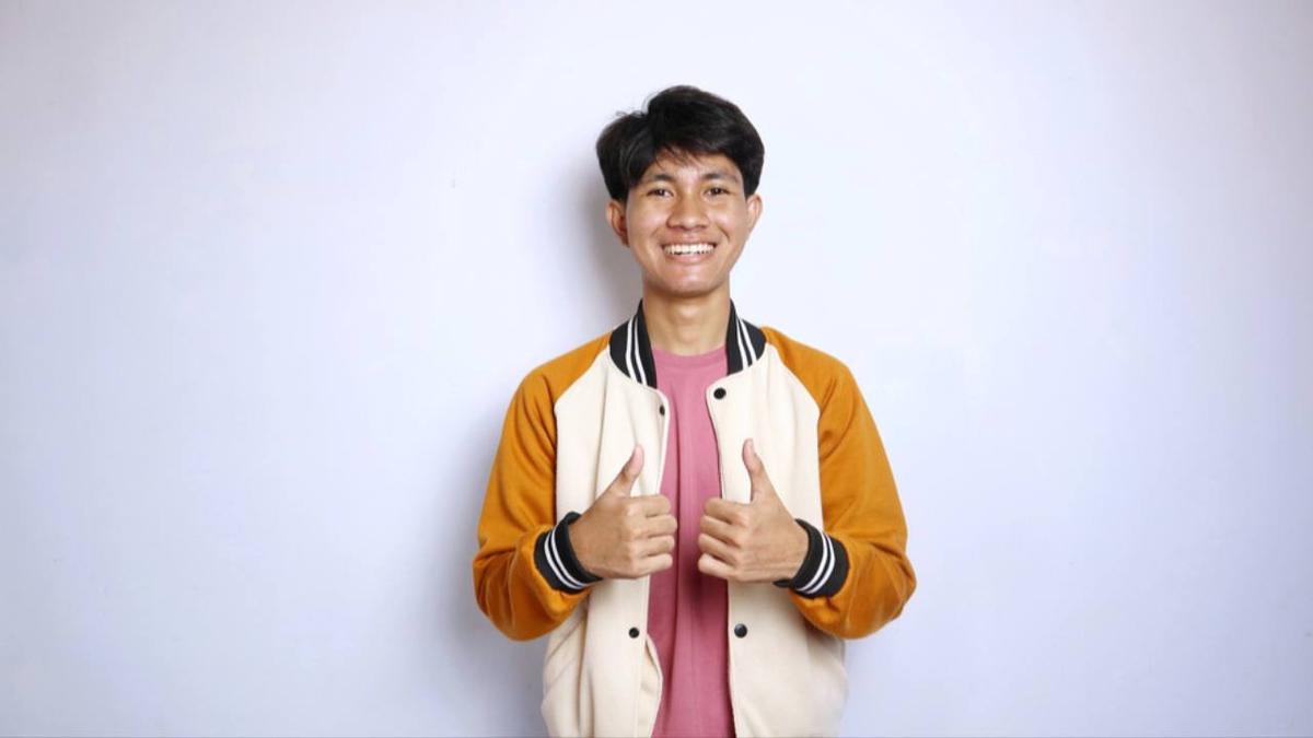 Jaket Varsity Pria Trendy untuk Gaya Santai, Simpel Dipakai dan Tetap Stylish