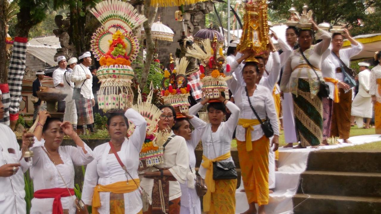 Ritual Pujawali di Lumajang, Simbol Persaudaraan Umat Hindu Se-Nusantara