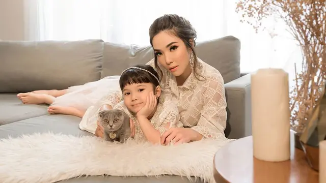 7 Pemotretan Gisella Anastasia dan Gempi, Ada Tamu Rahasia di Balik Layar