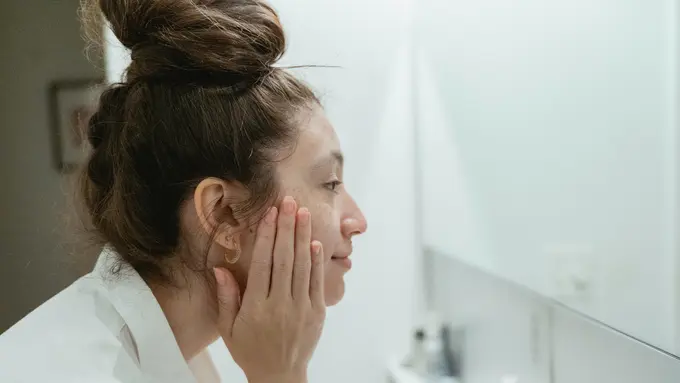 Gentle Exfoliation di Pagi Hari Sebagai Kunci Kulit Sehat