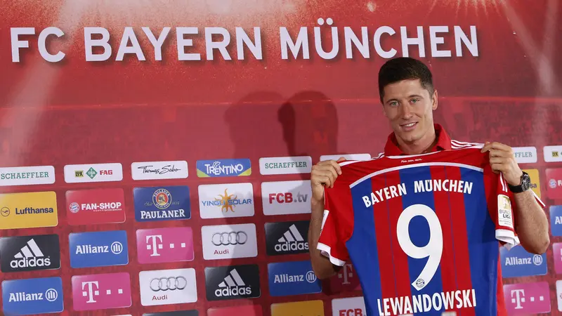 Penyerang Bayern Muenchen Robert Lewandowski