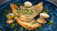 Easy baked flounder recipe. (Photo: KamranAydinov/Magnific)