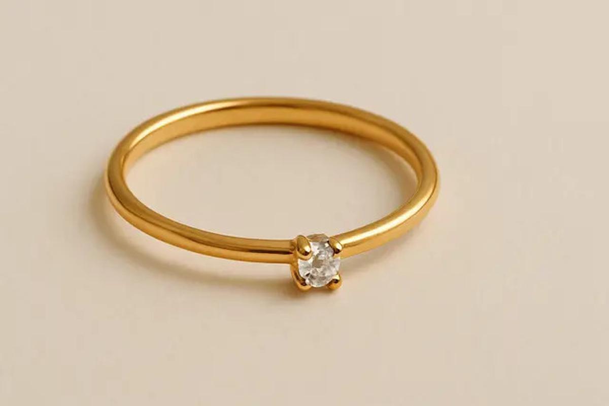 5 Model Cincin Emas Terbaru 2025, Cocok untuk Lamaran