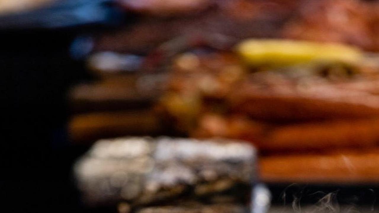 7. Hindari Mengangkat Gorengan Saat Belum Kering