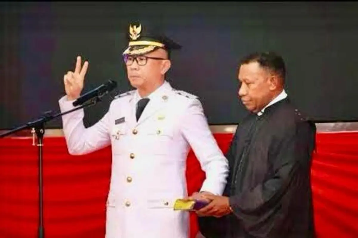 Penjabat (Pj) Bupati Mimika Yonathan Demme Tangdilintin (Istimewa)