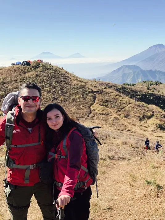 Asmirandah dan Jonas Rivano (Instagram/asmirandah89)