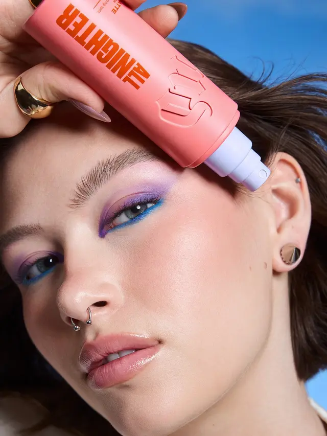 Urban Decay Kembali ke Indonesia, Bawa Setting Spray Formulasi Baru