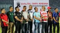 Manajer tim-tim Liga 1 berkumpul di Stadion Kanjuruhan, Kabupaten Malang, Sabtu (29/9/2018), pada laga amal Arema vs Madura United. (Bola.com/Aditya Wany)