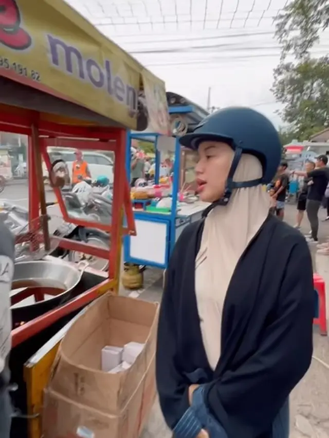 Chacha Frederica ngabuburit bersama suami (Instagram/chafrederica)