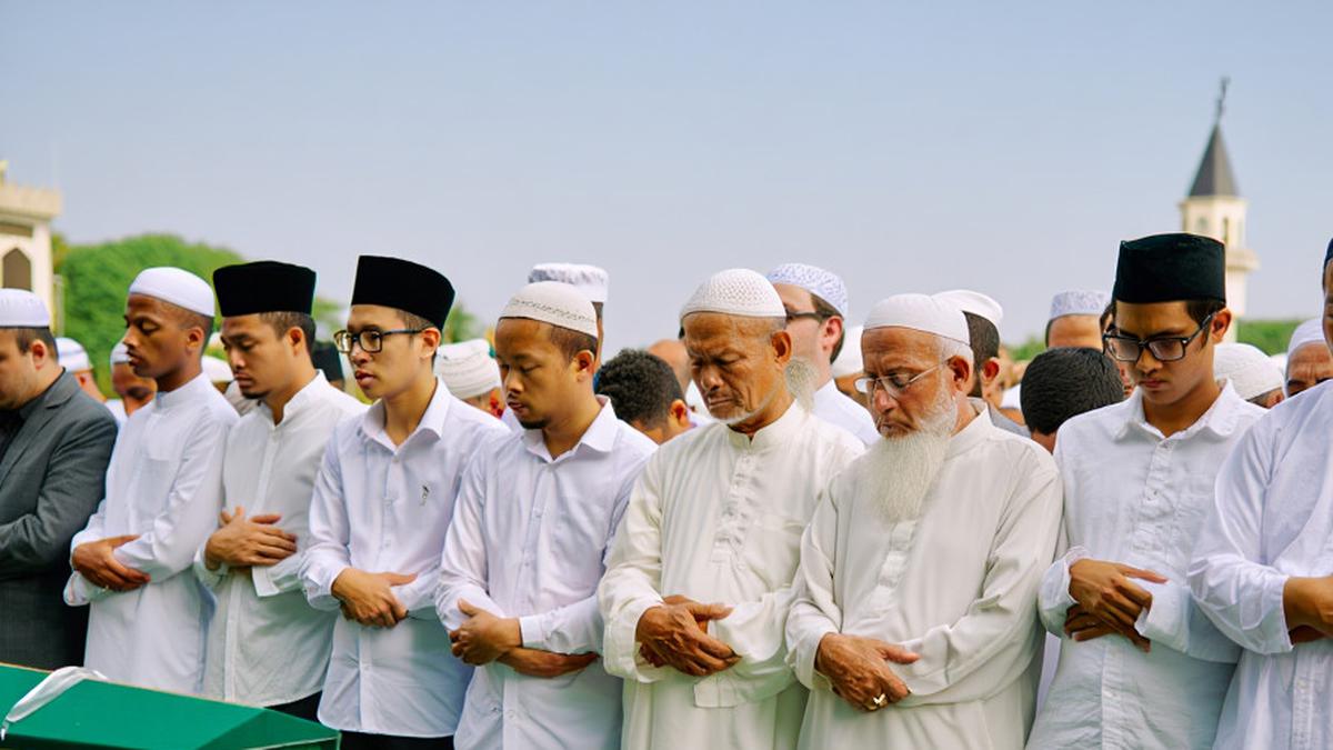 Niat Sholat Jenazah Anak Laki-Laki Lengkap: Beserta Doa dan Tata Caranya