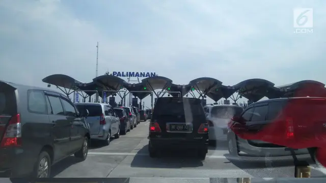 Mudik Natal, Antrean Panjang Tol Palimanan Hingga 5 Km