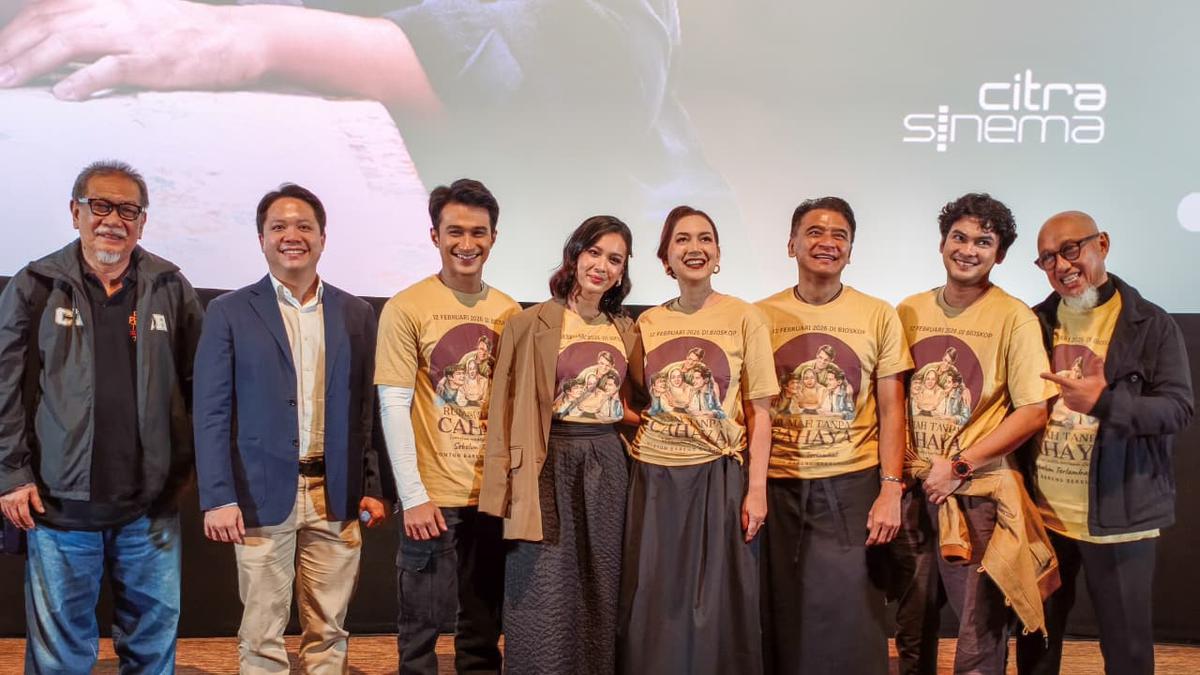 Pemain Film Rumah Tanpa Cahaya Mengenang Sosok Ibu, Isak Tangis Pecah di Dalam Bioskop