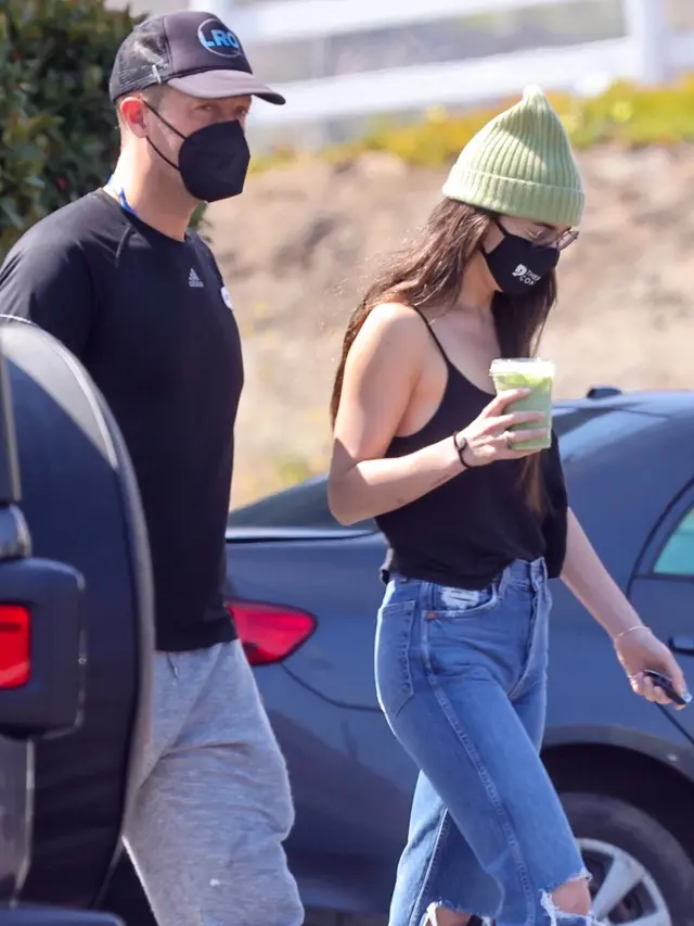 Chris Martin dan Dakota Johnson. [Foto: TPG Images]