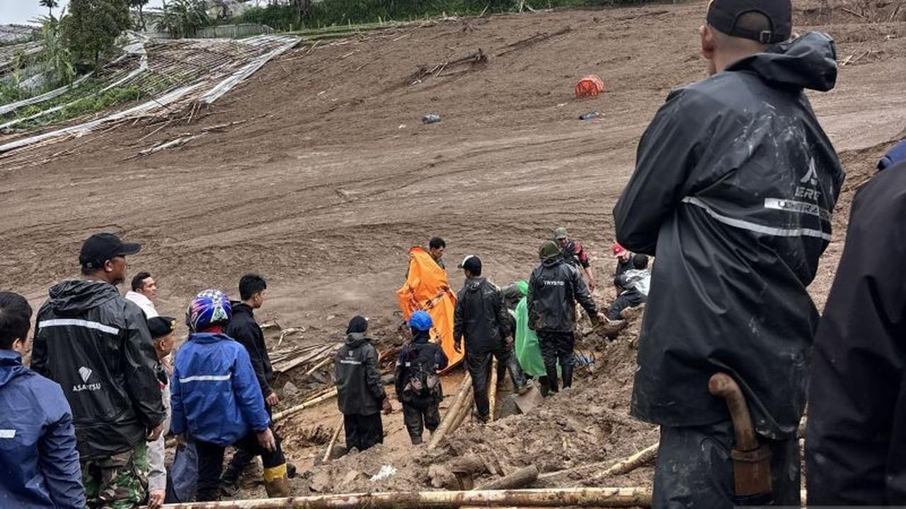 Status Darurat Bencana Longsor Bandung Barat Ditetapkan, 82 Warga Masih Hilang
