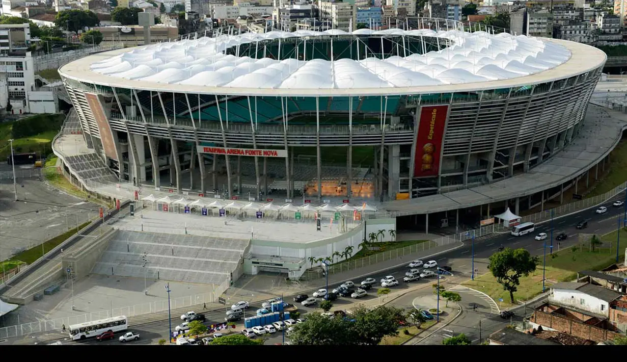 Stadion Arena Fonte Nova di Salvador, di negara bagian Bahia, Brazil utara. Kapasitas 56.500 orang (REUTERS / Valter Pontes)
